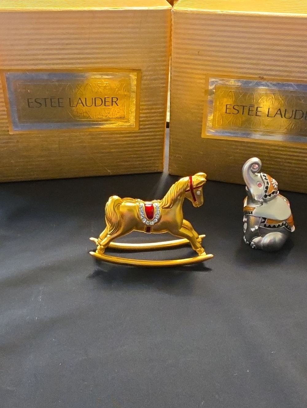 Estee Lauder Vintage Perfume Compacr